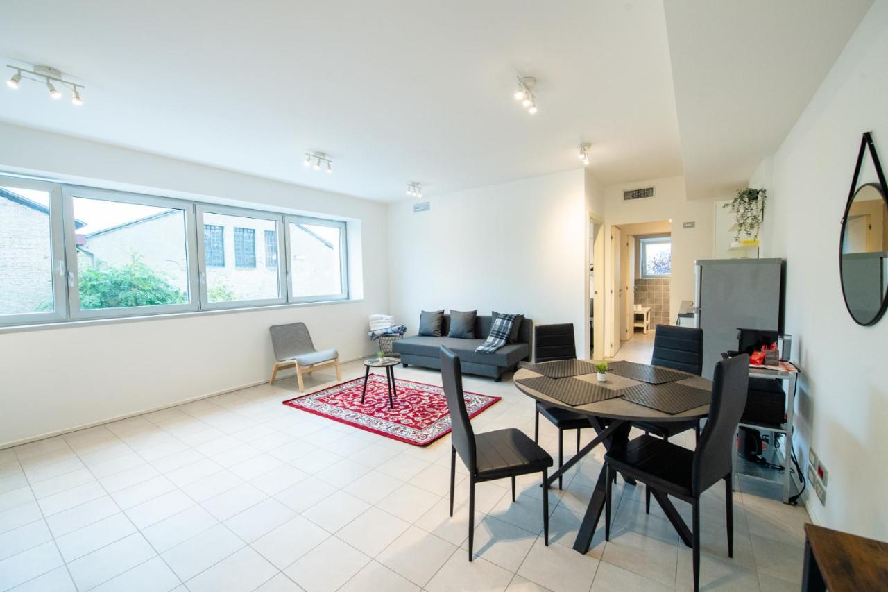 350 M Dalla Stazione L Parcheggio Free L Nova Loft Apartment Parma Exterior photo