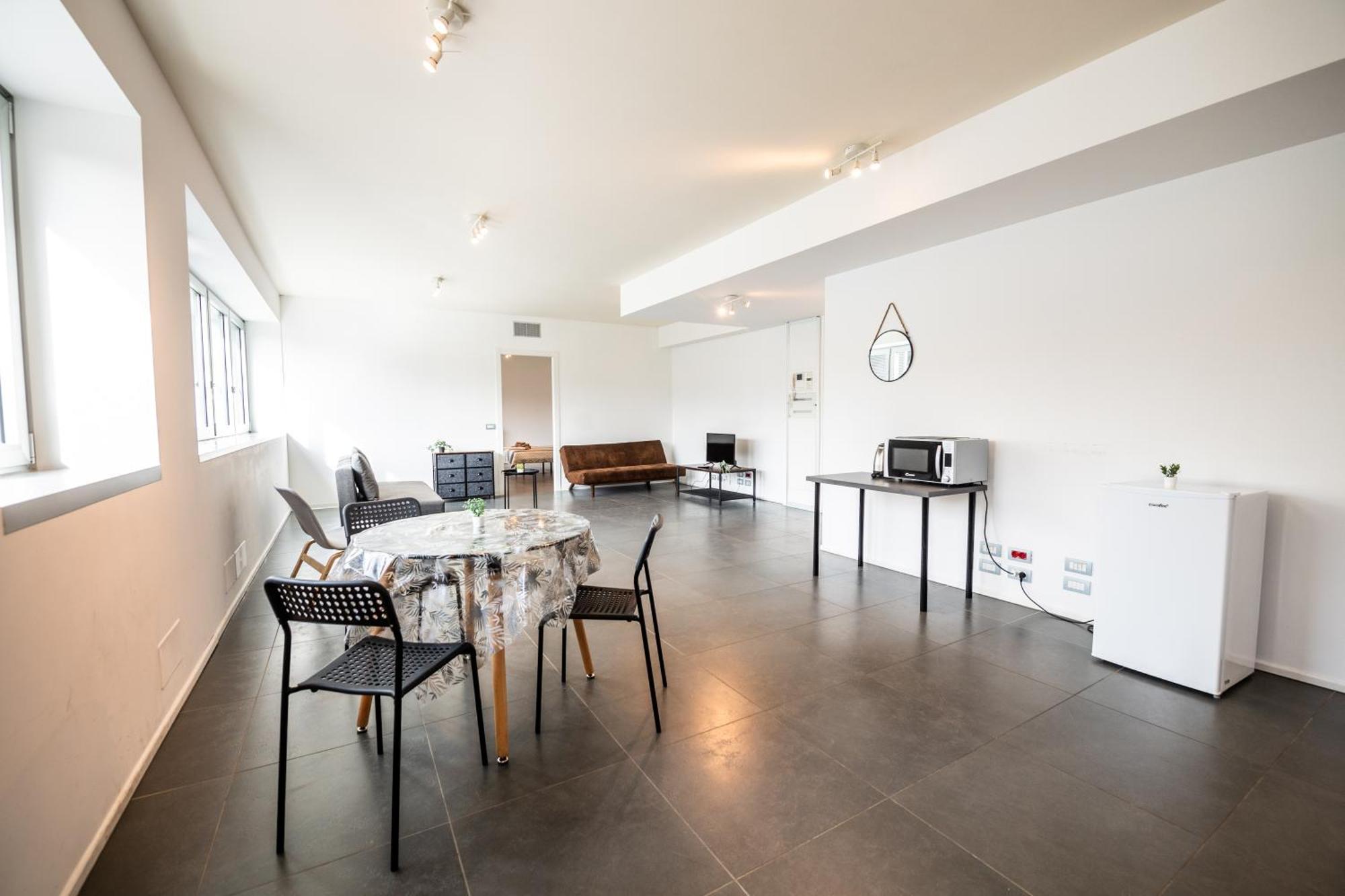 350 M Dalla Stazione L Parcheggio Free L Nova Loft Apartment Parma Exterior photo